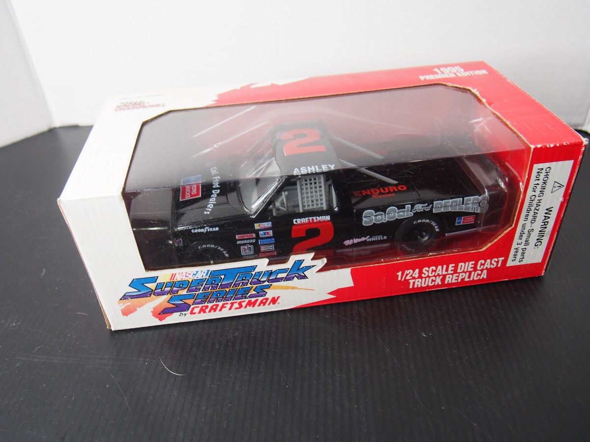【お試し価格！】 Series Truck Super Champions Racing #2 Racing Enduro Ashley ミニカー