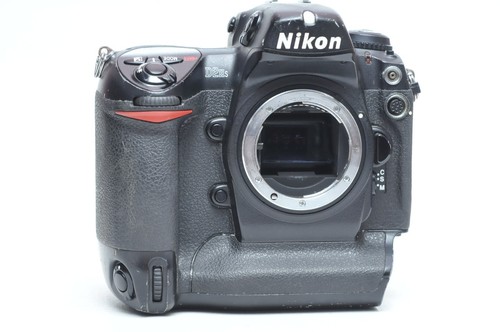 Nikon D2hs 4.1 Megapixel Digital SLR Camera Body AS IS PARTS/REPAIR 300