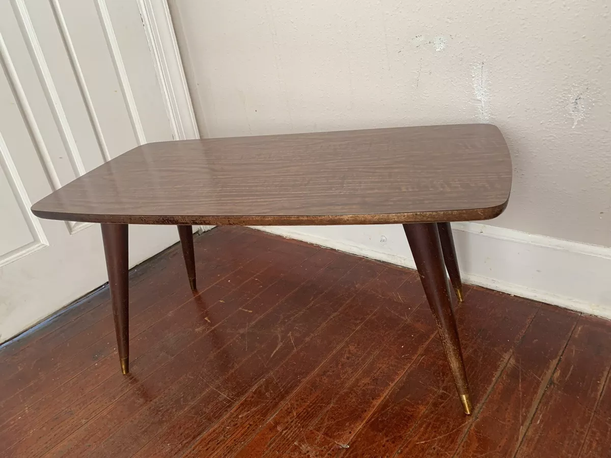 Retro modern coffee table outlet