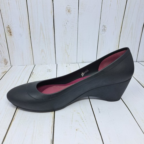 Tacones Crocs para mujer 10 negros Lina cuña doble comodidad sin cordones punta cerrada 203408 - Imagen 10 de 20