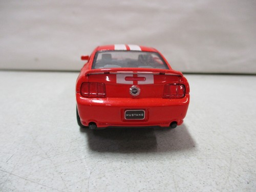Kinsmart 2006 Ford Mustang GT 1/38 - Bild 4 von 7