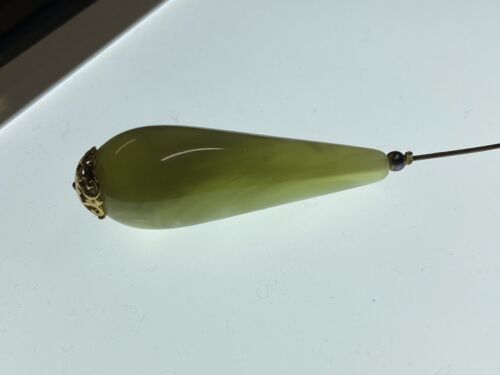 Vintage Hat Pin Gold Metal Green Mother of Pearl Effect Handle - Picture 2 of 9
