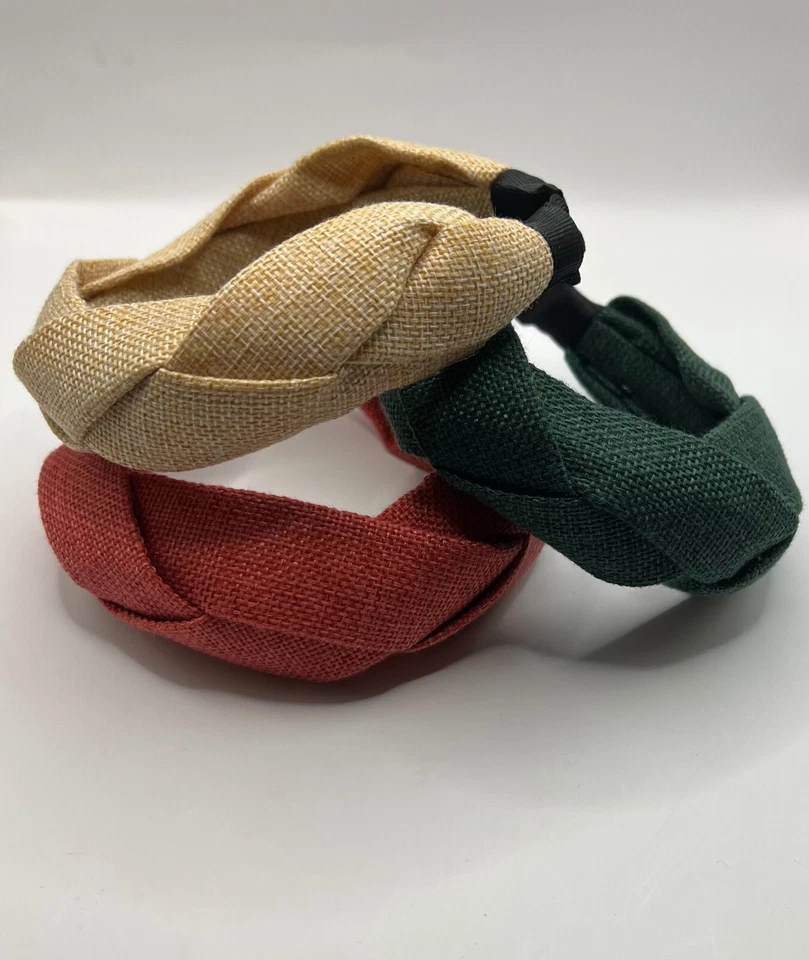 3 diademas tejidas para mujer con acento de imitación de cuero rojo claro, beige, verde Foto 2 de 3