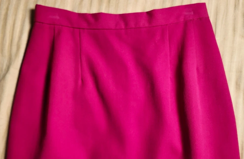 Юбка-карандаш AUSTIN REED красного цвета 100% камвольная шерсть размер 4 - Изображение 2 из 4