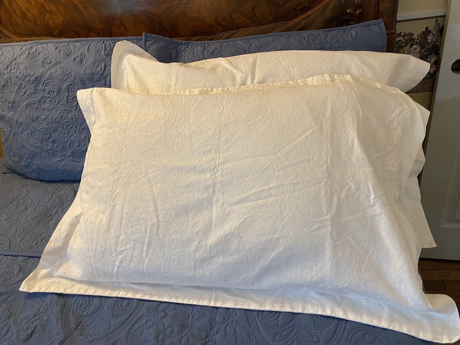 Picture 13 of 24