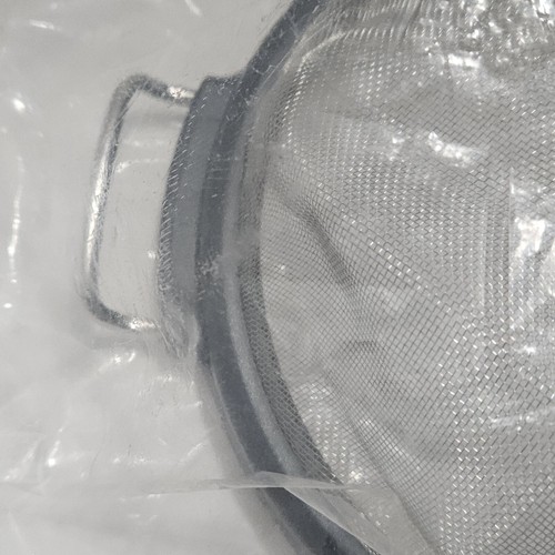 Kitchen-Aid 2023 Large Strainer Hands Free Straining Lip Attaches to Pot - Picture 9 of 10