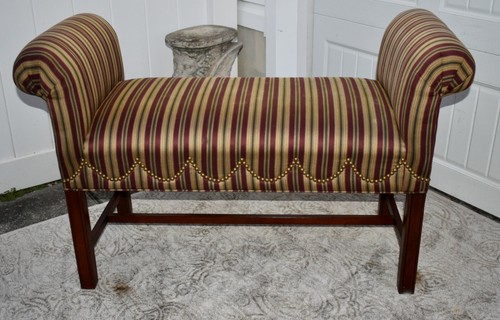 Vintage Ethan Allen Traditional Style Striped Rolled Arm Bench w/Brass Studs - Picture 8 of 12