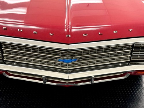 1969 Chevrolet Caprice 4 Door Sport Sedan - Picture 9 of 12