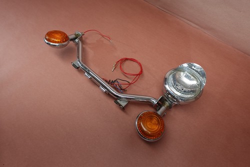 99-13 YAMAHA ROYAL STAR XVZ 1300 TF XVZ13 Front Turn Signal Light Bar - Picture 3 of 10