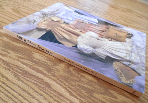 NEW WITH PULL-OUT PATTERNS Pullen "Silk Ribbon Treasures" Smocking & Embroidery - Imagen 2 de 7
