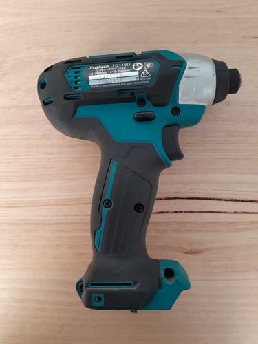 Makita 12V Impact Driver TD110D Skin Only - Picture 2 of 2