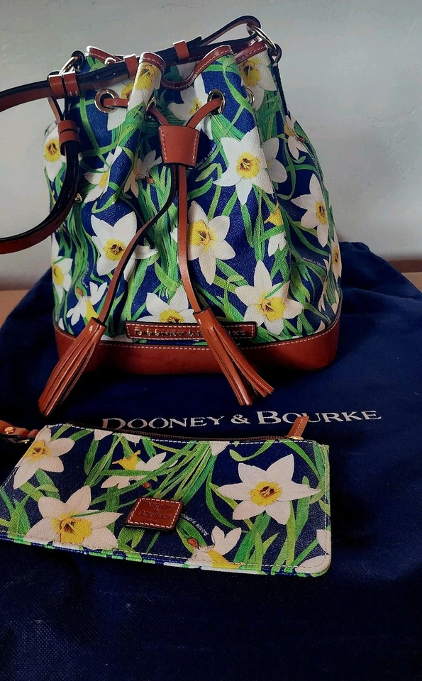 Bolso con Borla Flor Cordón Narciso DOONEY and BOURKE con Cartera Foto 2 de 3