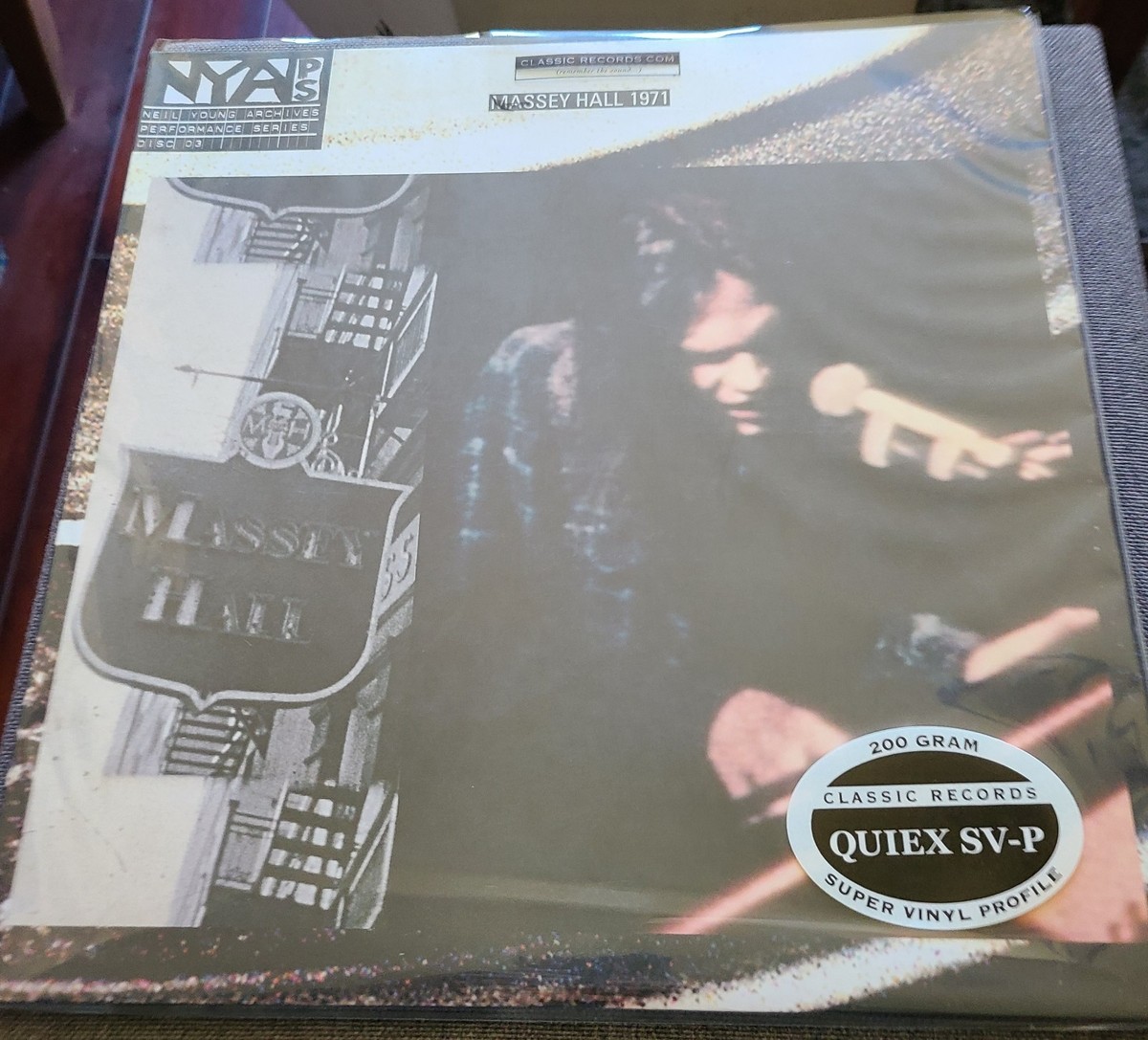 Neil Young Live At Massey Hall 1971 Classic Records 2 LP 200g
