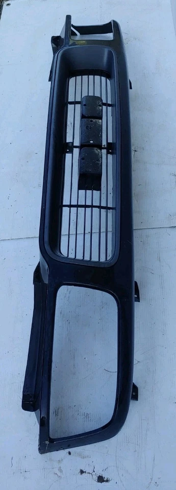 New 1994 1995 1996 1997 GMC Sonoma Jimmy  Front Grille 15647631 Grill Black  - Image 4 of 4