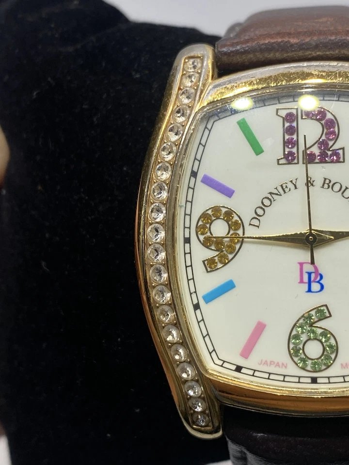 Relógio feminino Dooney & Burke 42mm WR quartzo cristal acento - Imagem 2 de 4