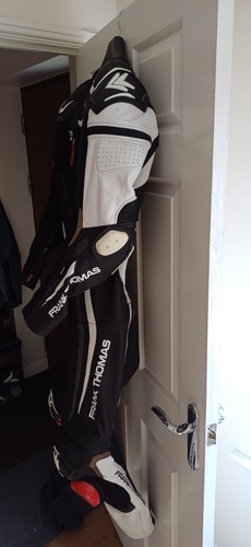 Frank Thomas Podium 1pc Suit Black, size 44, used, in good condition - Picture 5 of 13