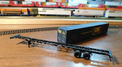 ATHEARN RTR 53 CSX CONTAINER & CSX INTERMODAL CHASSIS CSXU TSXZ HO SCALE blue - Picture 9 of 11
