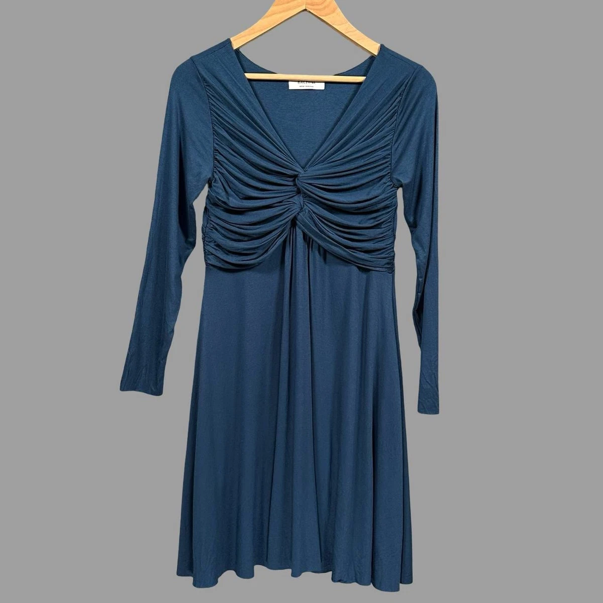 bailey 44 blue dress Dresses for Women for sale ModelID: 237 Sarah Chiwaya always puts Size:One Size (Shoe Size 6-9) shoulder sleeve style and
