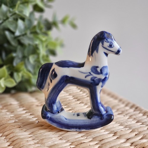 3.25" Gzhel Porcelain Horse Figurine: Hand-Painted Blue Floral Decor - Picture 2 of 5