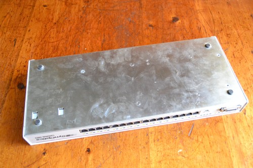 SynOptics 16 Port Ethernet LattisHub 2803 - Picture 12 of 13