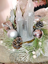 CHRISTMAS.WREATH Frosted White/Silver Glitter. 3 flickering silver candles.9/10"