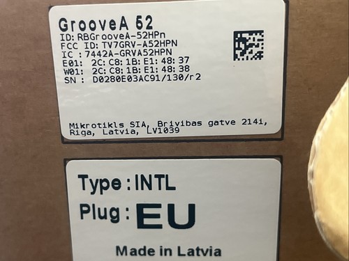 Lot Of 3 Mikrotik RouterBOARD Groove GA-52HPacn GrooveA 52 With Accessories - Picture 6 of 11