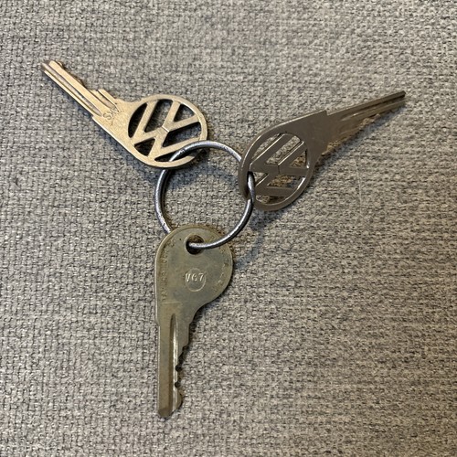2 Vintage VW Keys - Volkswagen keys Plus 1 Taylor Duplicate Key - Picture 2 of 8