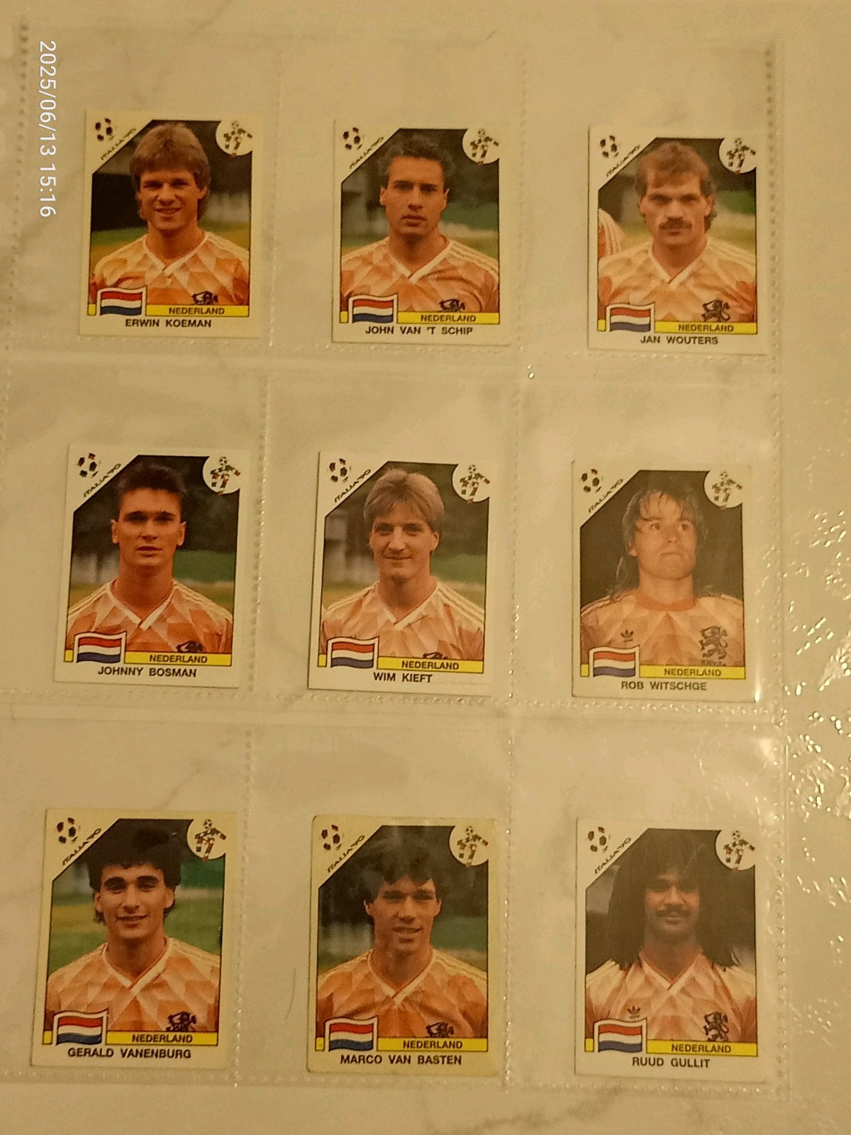 Foto 12 di 24