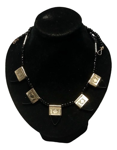 Collar bereber tuareg artesanal con colgante de cuentas negras joyería étnica de África - Imagen 3 de 3