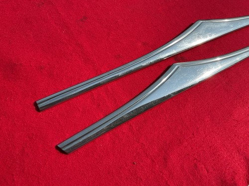 1953, 1954, Pontiac 4-Door 1/4 Shark Fins, Back Trim. Custom Chevrolet. OEM. - Picture 5 of 11