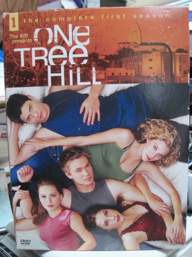 One Tree Hill - The Complete First Season (DVD, 2005, 6-Disc Set) - Picture 1 of 2