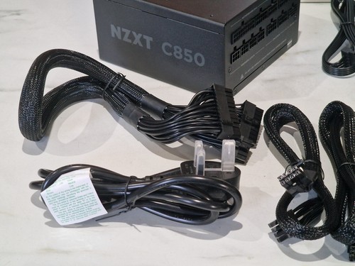 NZXT C850 Gaming 850W Gold Modular PC PSU Power Supply. PCIe 5.1 ATX 3.1 12V-2x6 - Afbeelding 8 van 12
