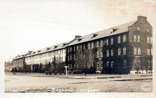 Kaserne - Ft. Lewis Washington - unbespielt RPPC - Version 2 - Bild 2 von 3