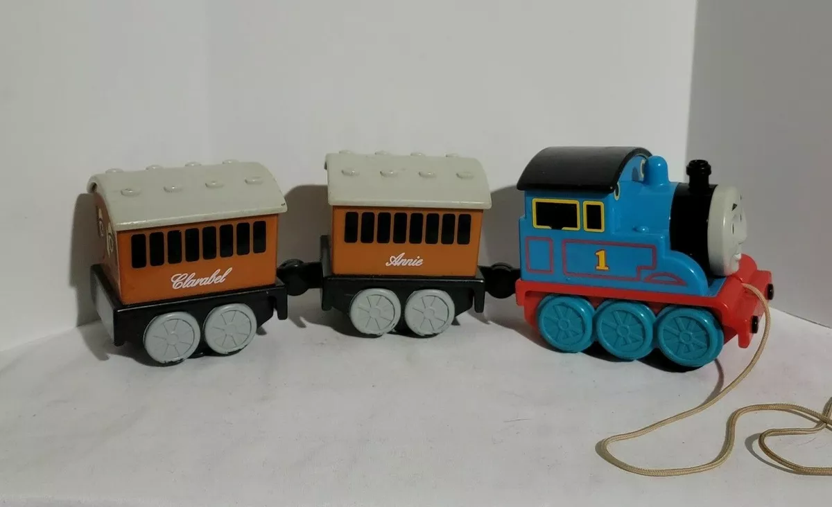 Pull Along Thomas The Tank Engine W Clarabel Annie Sound Tomy