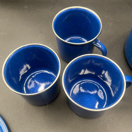 Vintage Blue Enamelware Speckled Coffee Pot/ Kettle, Covered Pot & 3 Mugs - Picture 18 of 23