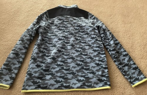 Vineyard Vines Fleece Pullover Boys Large (16) Blue Harbor Camo. EUC - Picture 5 of 10