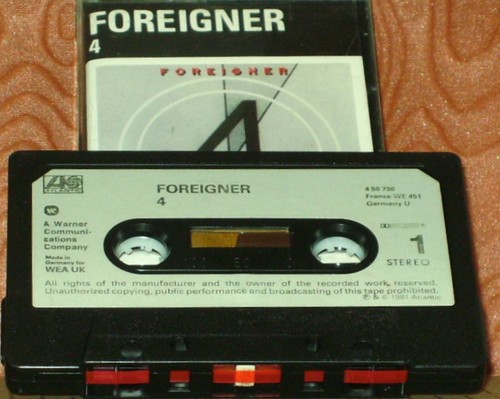 Foreigner 4 CASSETTE ALBUM ROCK Pop Rock, Classic Rock - Picture 2 of 8