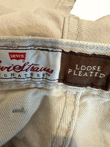 Vintage Levis 546 Denim White Ivory Jeans Mens 40x34 Loose Fit Pleated USA 90s - Picture 3 of 5