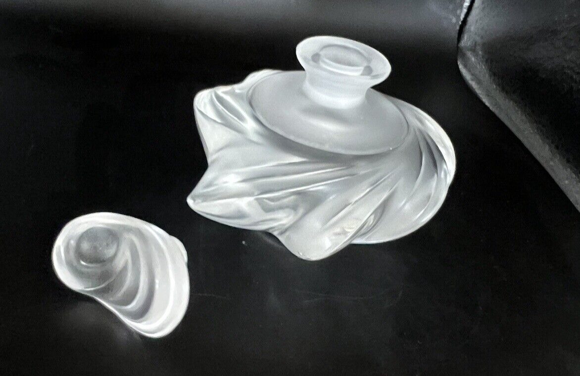 Lalique Crystal Perfume Bottle Samoa MINT! Shell Design Beautiful!