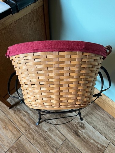 Longaberger Wrought Iron Beverage Stand w/ Basket, Protector and Liner - Picture 6 of 13