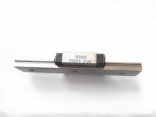 Deslizador lineal de precisión pequeña THK RSR7W - envío gratuito - Imagen 2 de 3