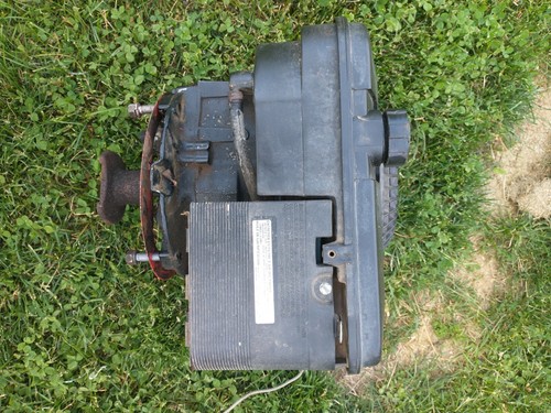 Briggs & Stratton Quantum Power 122702 4HP Engine From 1986 Jacobsen UT30109 Vtg - Picture 6 of 15