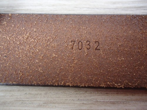 Cinturón de cuero marrón 36 pulgadas pistola hebilla de metal herrajes clásico tarea rancho vestido años 90 - Imagen 4 de 7