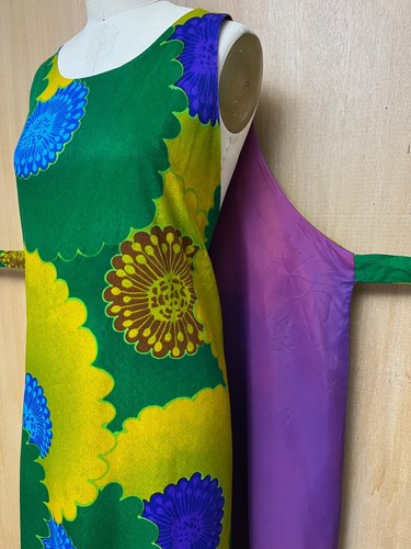 Vestido De Colección Años 60 70 Psicodélico Hawaiano Envolvente Mod Floral Tela de Corteza Tiki Lounge S - Imagen 11 de 22