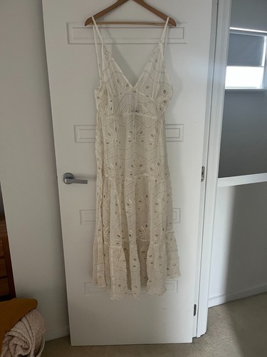 Karen Millen Viscose Georgette Cutwork Beach Strappy Maxi Dress – Ivory – Size L - Picture 6 of 13