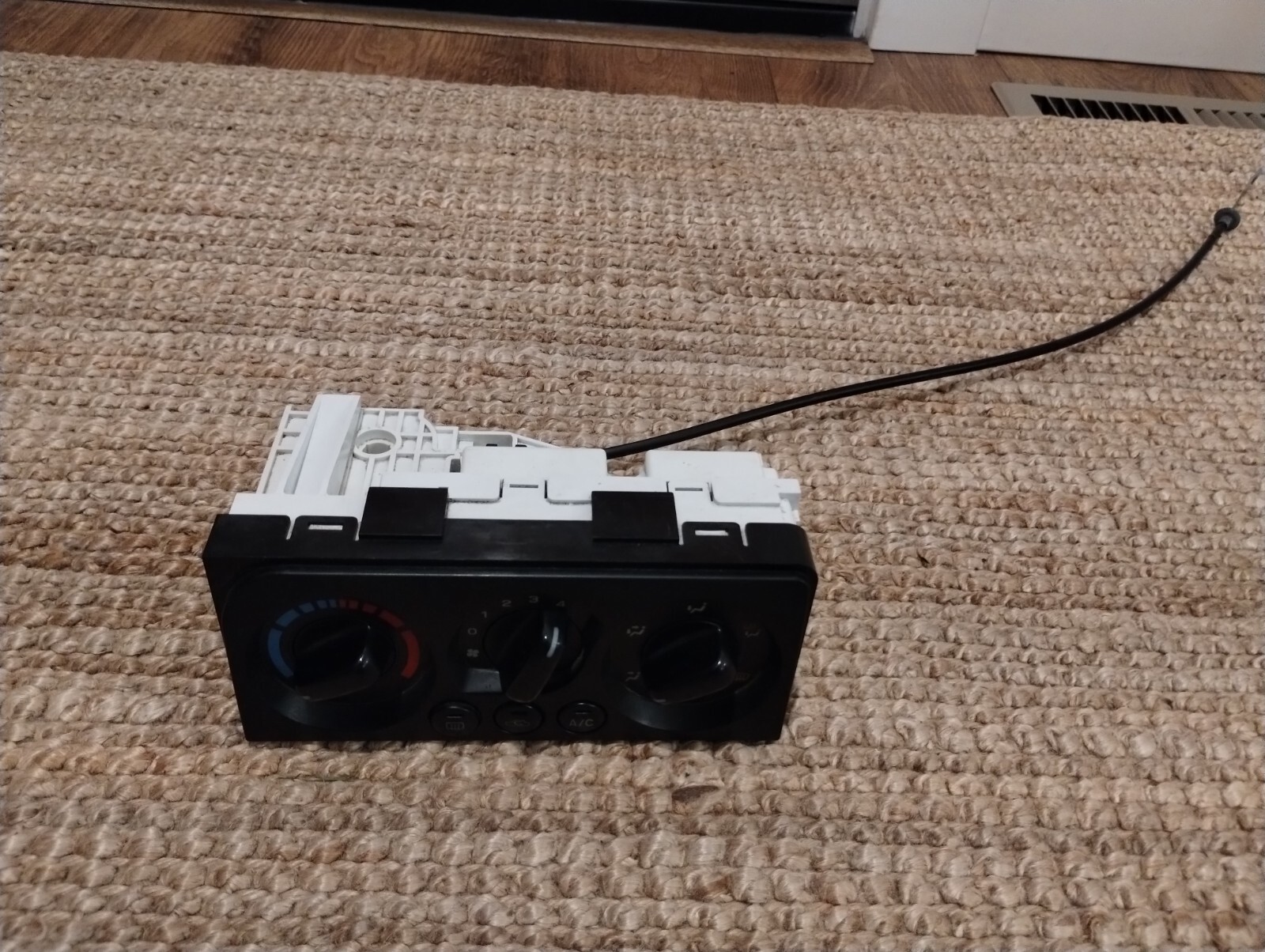 Picture 2 of 5