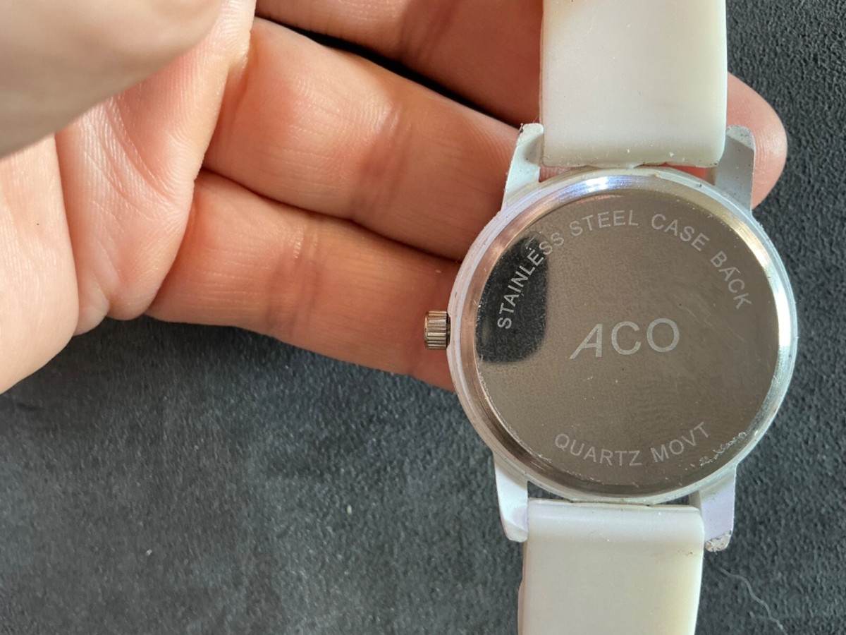 ACO Quartz Round Face W/ White Silicone Band Working