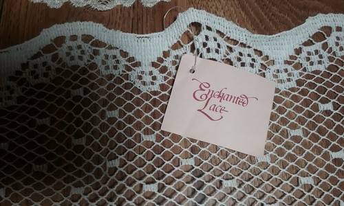 Vtg Enchanted Lace Table Centerpieces Doilies Lot of 2 - Bild 5 von 8