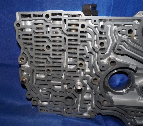 2003-2005 Acura MDX Automatic Transmission Main Valve Body Mechatronics OEM - Picture 2 of 8