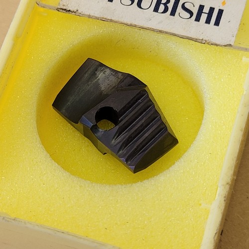 MITSUBISHI CARBIDE INSERT 0.7813" GRADE VP15TF | 1 PC. - Picture 3 of 5